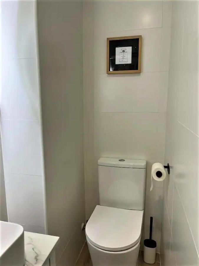New Confort Benalmadena Bagian luar foto